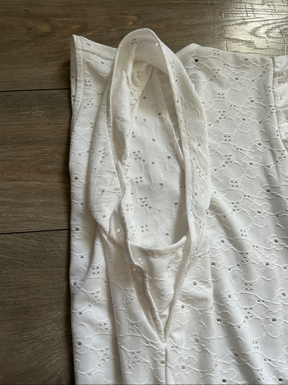Michael Kors White Eyelet V-Neck Blouse - Picture 11 of 11